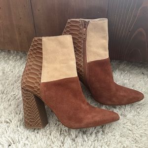 Kristin Cavallari Chinese Laundry brown Booties